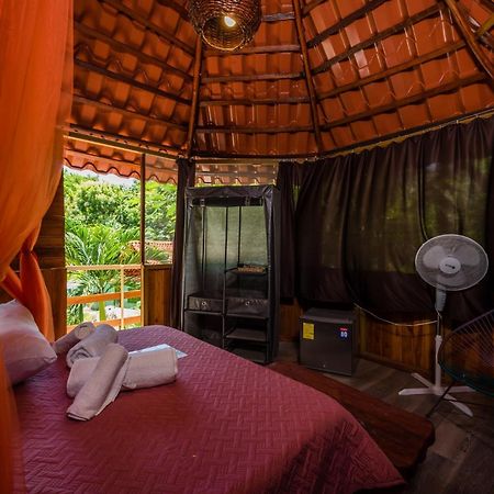 Casa Tropical Playa Grande Bed and Breakfast Cuajiniquil Exteriör bild