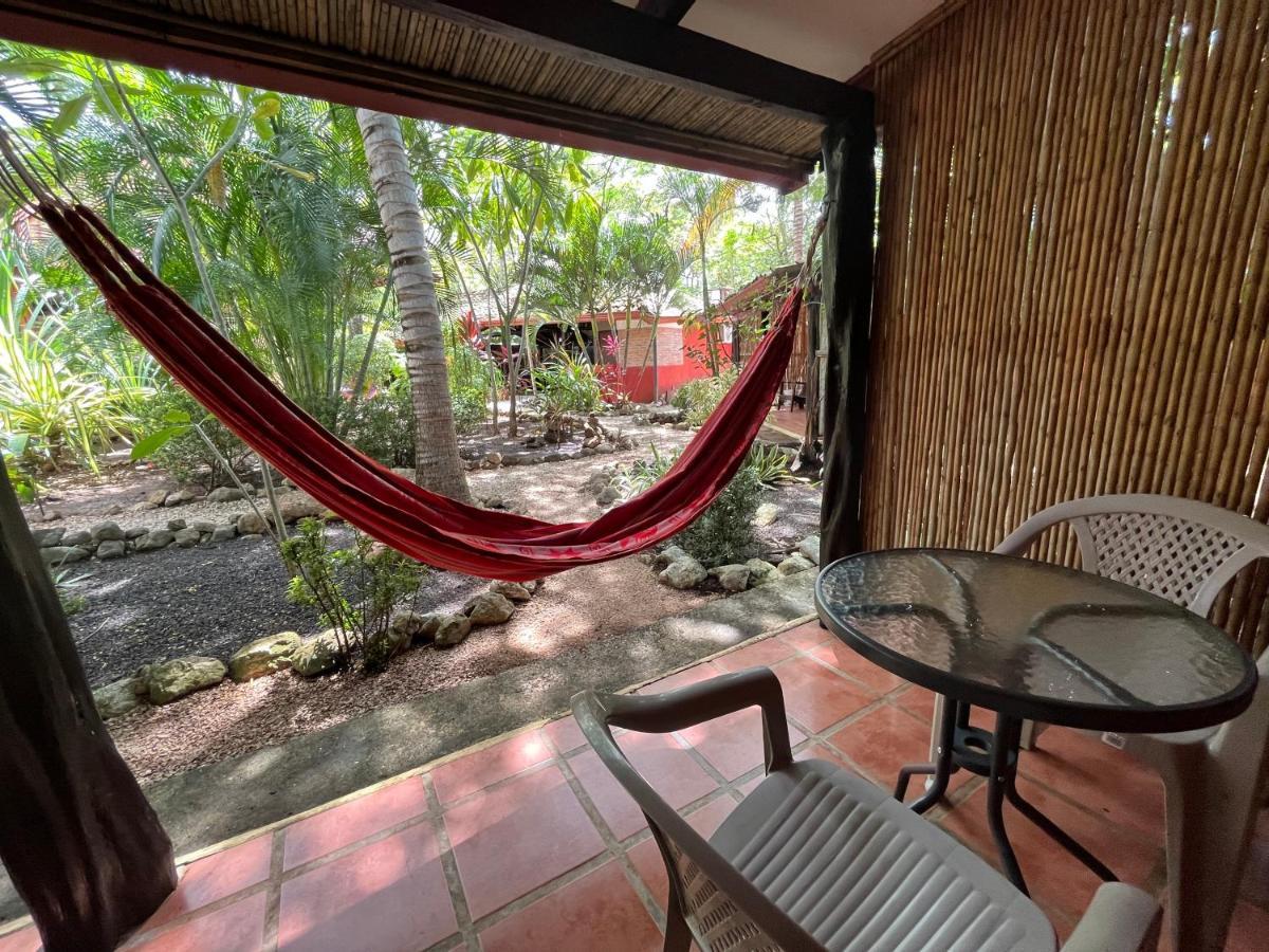 Casa Tropical Playa Grande Bed and Breakfast Cuajiniquil Exteriör bild