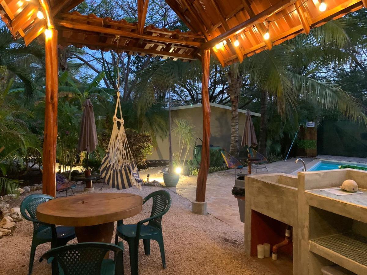 Casa Tropical Playa Grande Bed and Breakfast Cuajiniquil Exteriör bild
