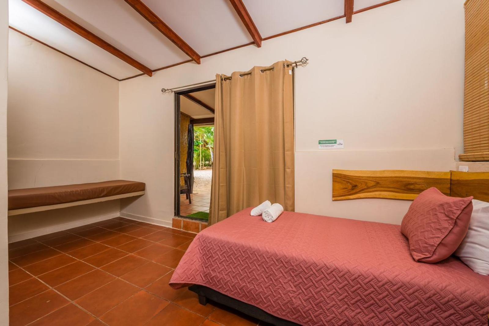 Casa Tropical Playa Grande Bed and Breakfast Cuajiniquil Exteriör bild